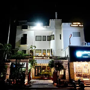 Hotel Cresent - Near Assi Ghat